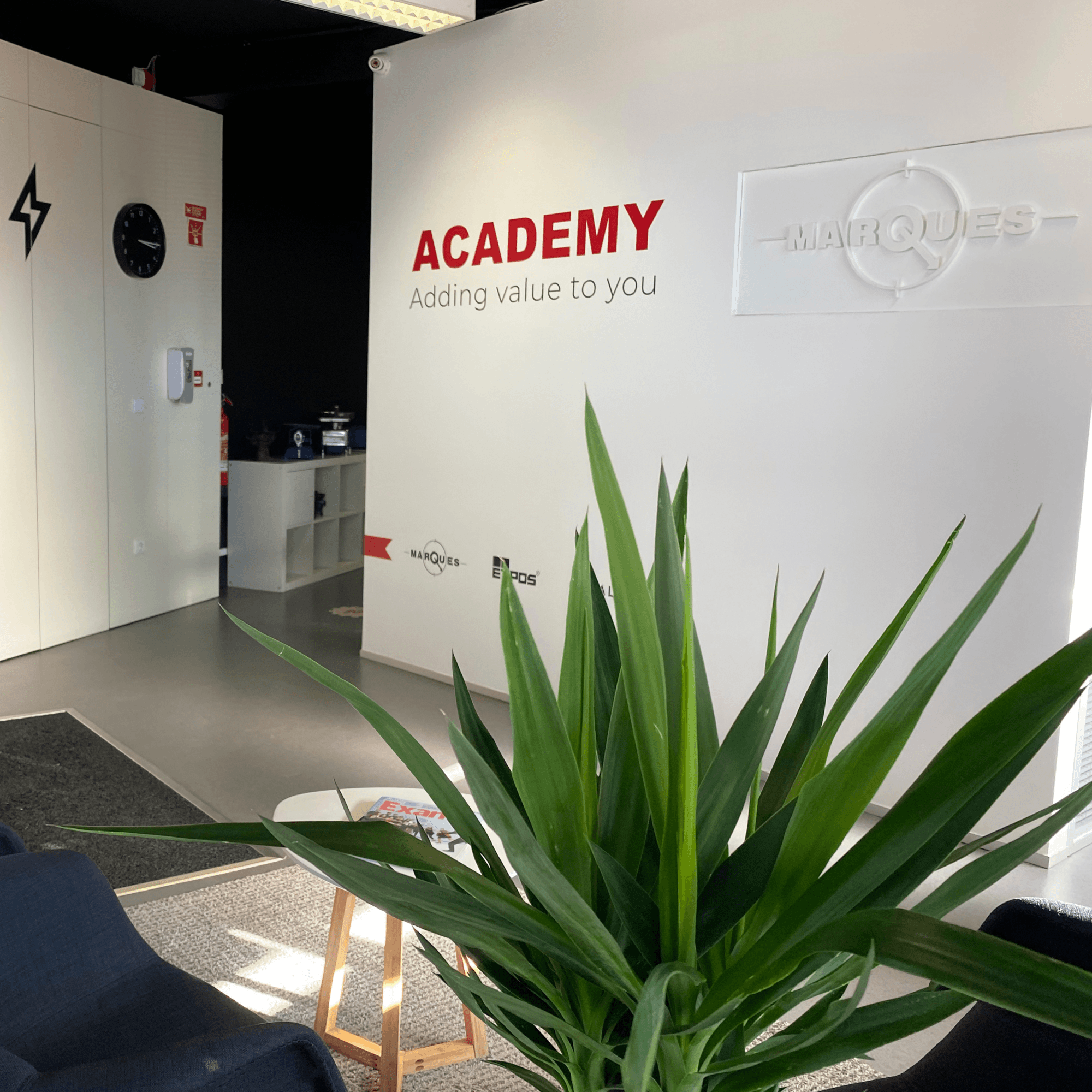 BEM-VINDO À MARQUES ACADEMY, A ACADEMIA DE FORMAÇÃO DA BALANÇAS MARQUES